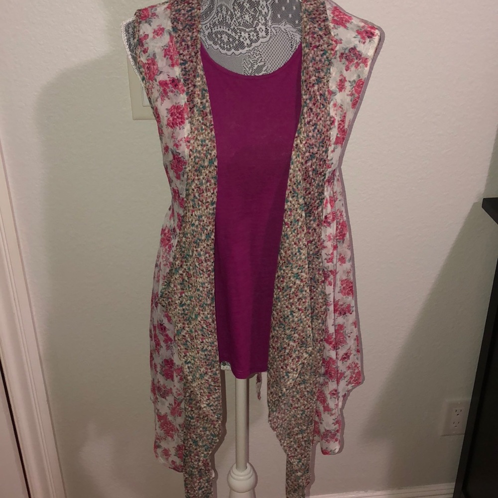 Perfect summer cardigan to dress up your outfit
